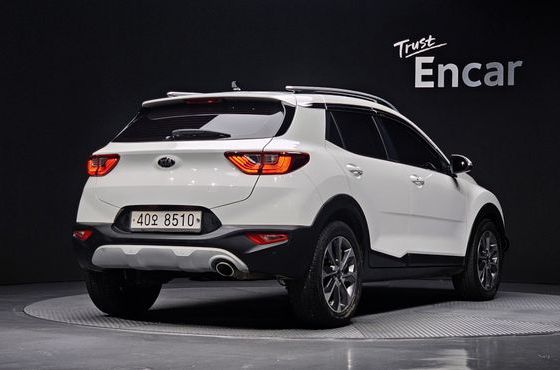 Kia Stonic 1.0 Turbo Trendy — пробег 126 608 км — фото 2 из 5