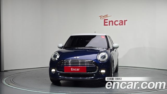 Mini Cooper 5Door HIGH 3rd — пробег 67 436 км — фото 3 из 5