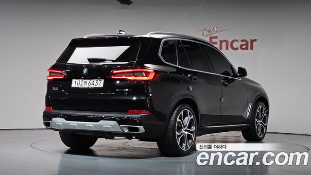 BMW X5 xDrive 30d xLine — пробег 72 499 км — фото 2 из 5