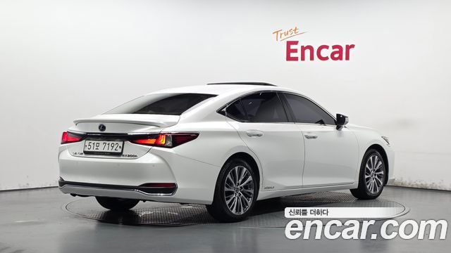 Lexus ES из Кореи Encar