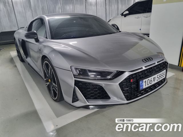 Audi R8 5.2 V10 Plus Coupe — пробег 81 000 км — фото 3 из 5