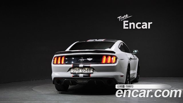 Ford Mustang Coupe — пробег 157 289 км — фото 4 из 5