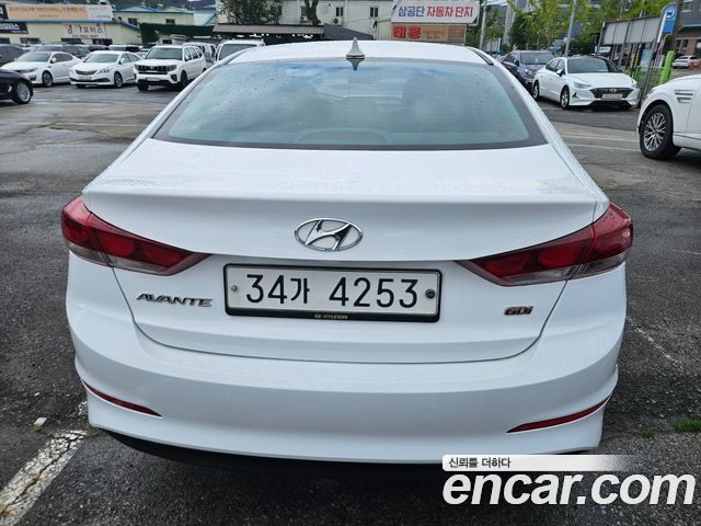 Hyundai AVANTE из Кореи Encar