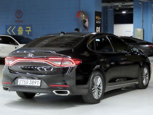 Hyundai Grandeur 2.4 Premium — пробег 215 992 км — фото 4 из 5