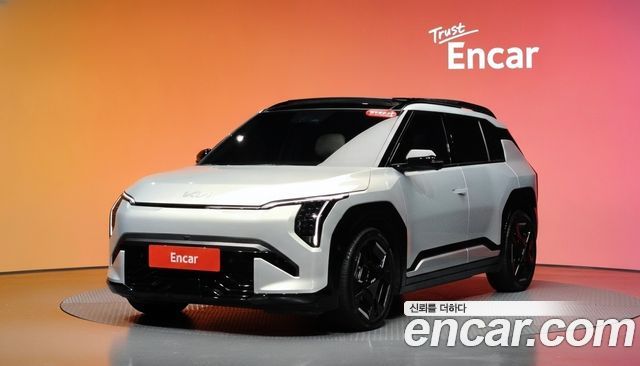 Kia EV3 Long Range 2WD GT Line — пробег 18 081 км — фото 1 из 5