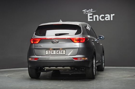 Kia Sportage Diesel 1.7 2WD Trendy — пробег 138 012 км — фото 4 из 5