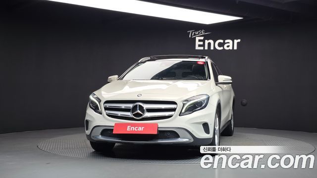 Mercedes-Benz GLA-Class GLA200 d 4MATIC — пробег 99 385 км — фото 3 из 5