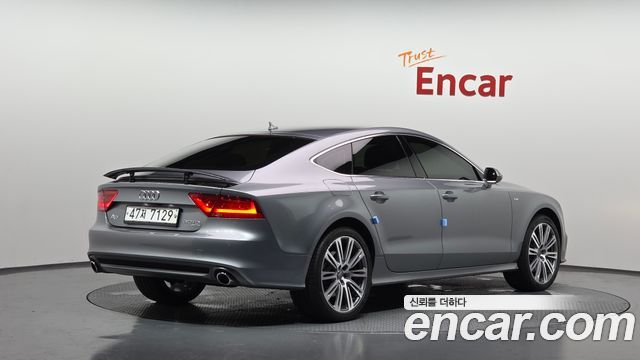 Audi A7 3.0 TDI Quattro Prestige 4G — пробег 69 644 км — фото 2 из 5