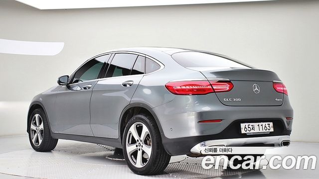 Mercedes-Benz GLC-Class GCL300 4MATIC Coupe — пробег 112 584 км — фото 2 из 5