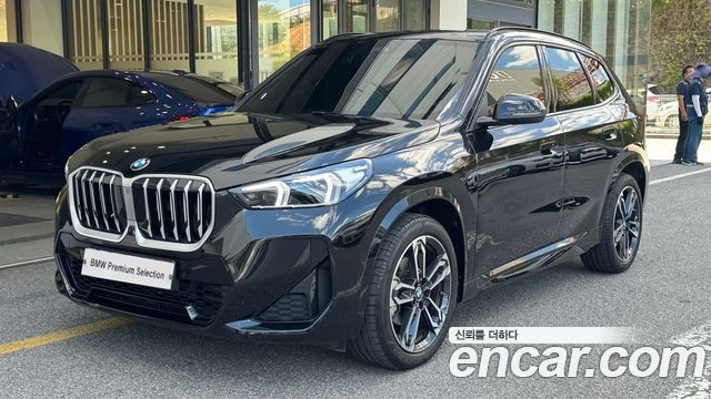 BMW X1 xDrive 20i M Sport — пробег 11 971 км — фото 1 из 5