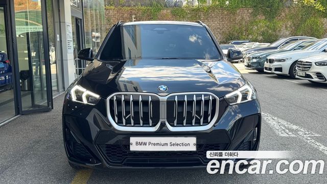 BMW X1 xDrive 20i M Sport — пробег 11 971 км — фото 3 из 5