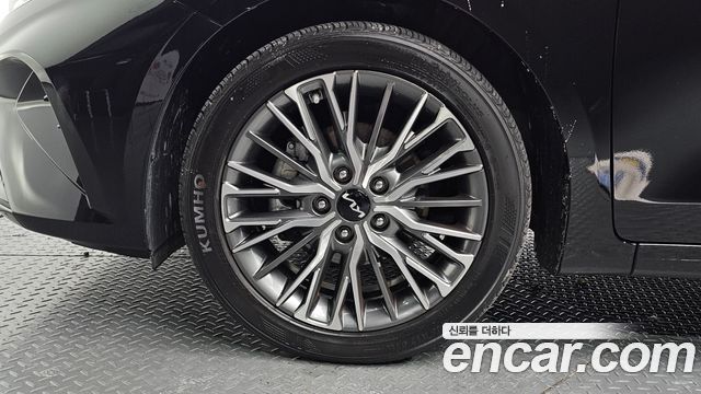 Kia K3 из Кореи Encar