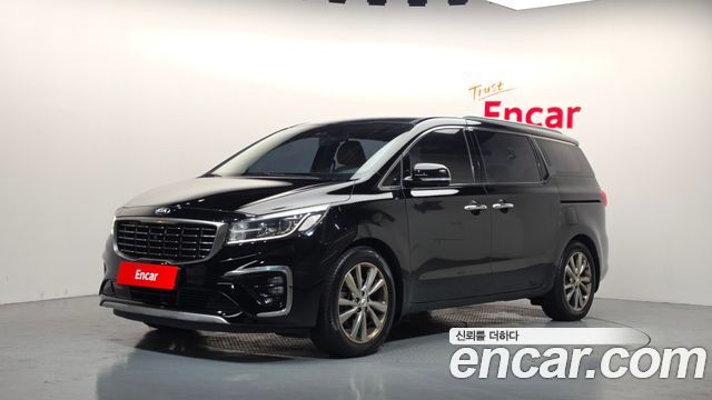 Kia Carnival 9-Seater Noblesse Special — пробег 249 332 км — фото 1 из 5