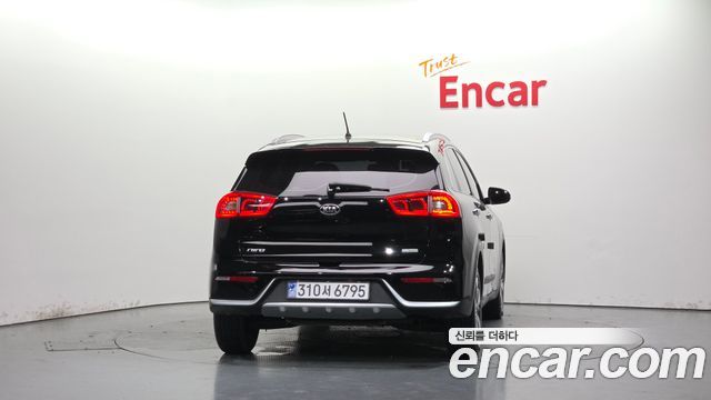 Kia Niro из Кореи Encar