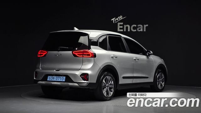 Kia Niro Air — пробег 52 780 км — фото 2 из 5