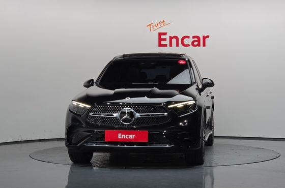 Mercedes-Benz GLC-Class GLC300 4MATIC AMG Line — пробег 40 577 км — фото 3 из 5