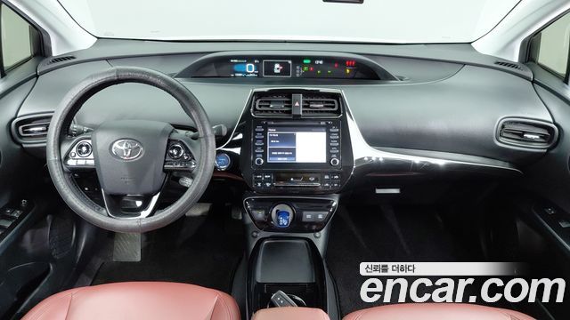 Toyota Prius из Кореи Encar