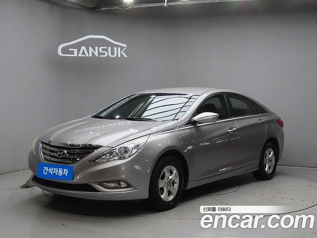 Hyundai Sonata LPi Deluxe — пробег 193 024 км — фото 2 из 5