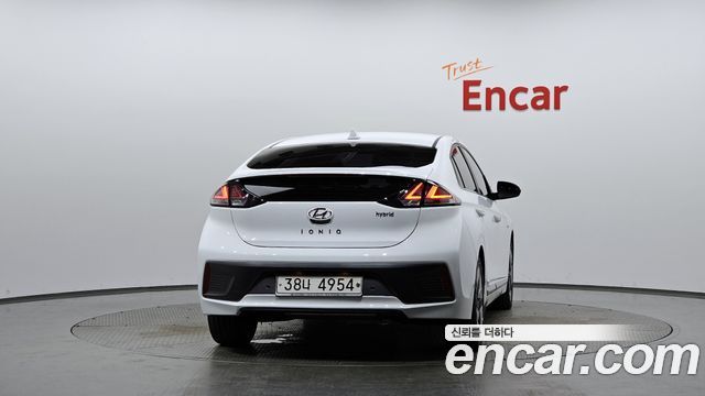 Hyundai Ioniq 1.6 HEV Q — пробег 57 988 км — фото 4 из 5