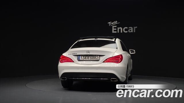 Mercedes-Benz CLA-Class CLA200 d — пробег 71 591 км — фото 4 из 5