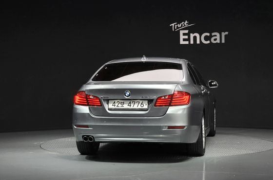 BMW 5-Series 520d xDrive — пробег 165 146 км — фото 4 из 5