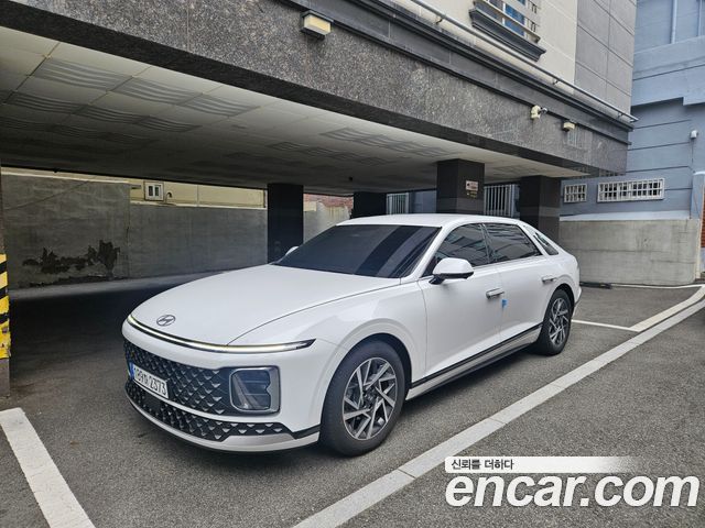 Hyundai Grandeur Premium — пробег 7 816 км — фото 4 из 5