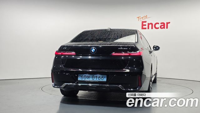 BMW i7 из Кореи Encar
