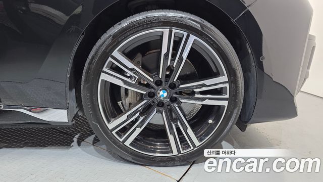 BMW i7 из Кореи Encar