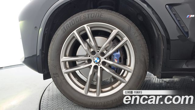 BMW X3 xDrive 30e M Sport — пробег 17 059 км — фото 5 из 5