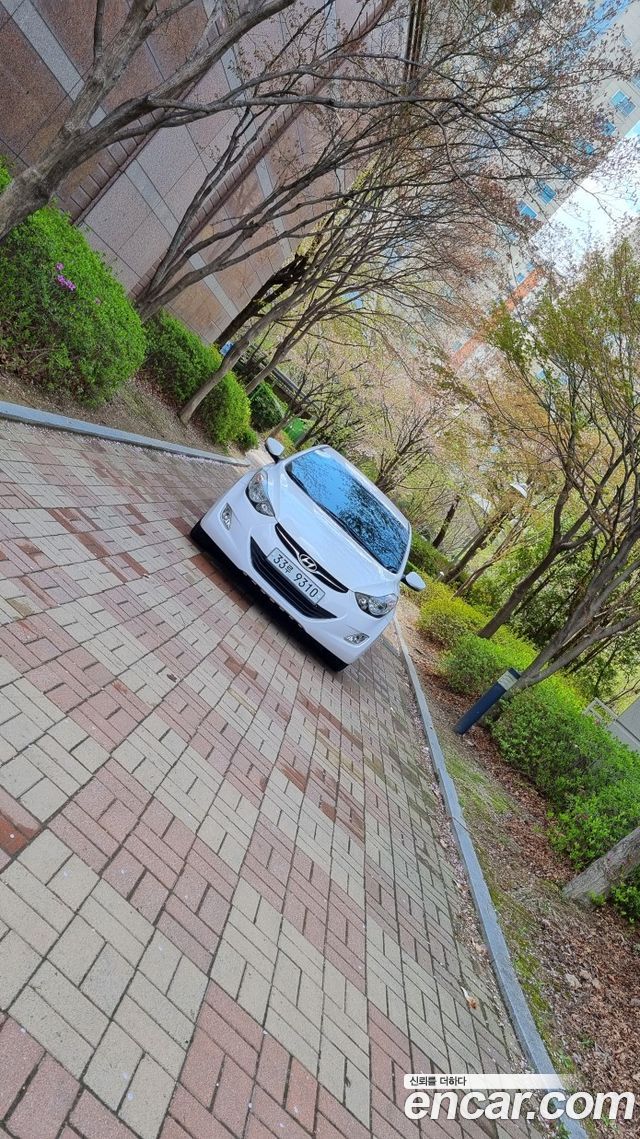 Hyundai AVANTE из Кореи Encar