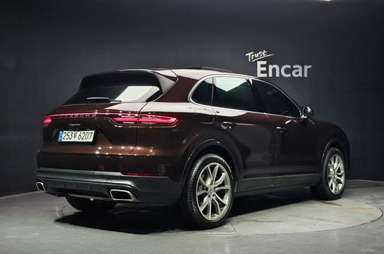 Porsche Cayenne 3.0 — пробег 76 854 км — фото 2 из 5