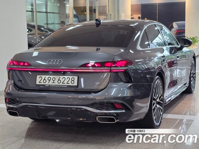 Audi A6 55 TFSI Quattro S Line — пробег 2 476 км — фото 2 из 5