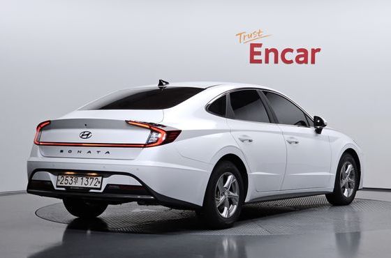 Hyundai Sonata 2.0 Premium — пробег 28 257 км — фото 2 из 5