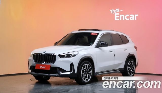 BMW X1 xDrive 20i xLine — пробег 25 858 км — фото 1 из 5