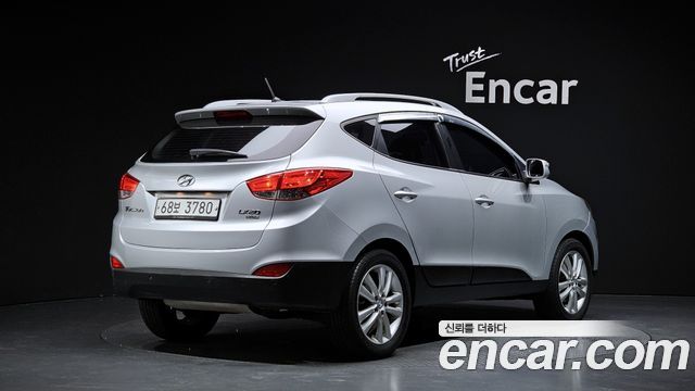 Hyundai Tucson Diesel 2WD LX20 Smart-Pack — пробег 117 238 км — фото 2 из 5