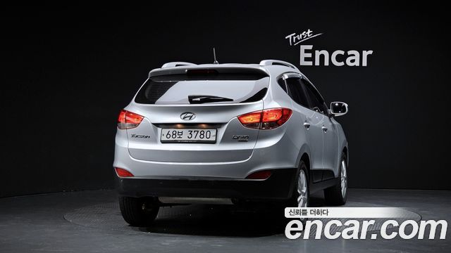 Hyundai Tucson Diesel 2WD LX20 Smart-Pack — пробег 117 238 км — фото 4 из 5