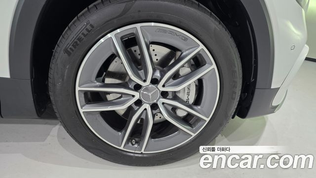 Mercedes-Benz GLB-Class из Кореи Encar