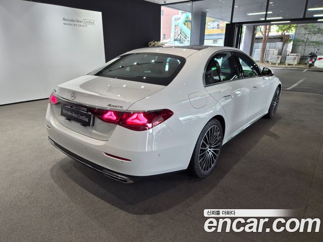 Mercedes-Benz E-Class из Кореи Encar