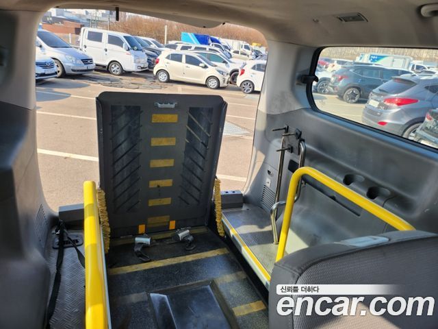 Hyundai Starex Wheelchair lift/Slope — пробег 145 249 км — фото 3 из 5