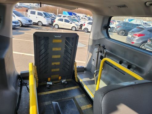 Hyundai Starex Wheelchair lift/Slope — пробег 145 249 км — фото 3 из 5