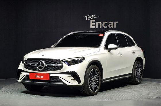 Mercedes-Benz GLC-Class GLC300 4MATIC AMG Line — пробег 22 312 км — фото 1 из 5