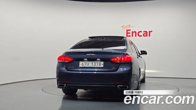 Hyundai Genesis из Кореи Encar