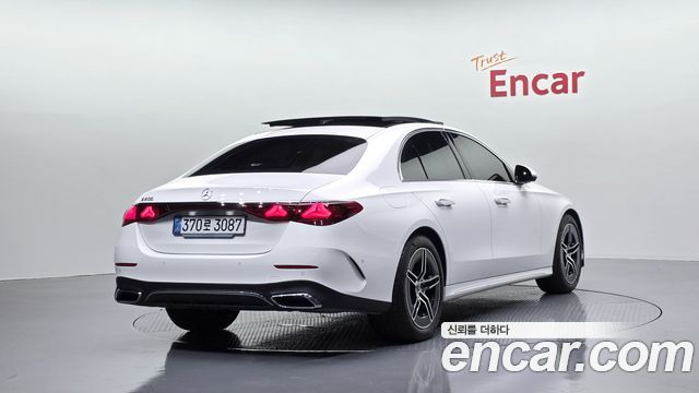 Mercedes-Benz E-Class из Кореи Encar