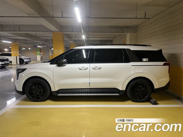Kia Carnival Hev 9 Seater X Line — пробег 985 км — фото 2 из 5