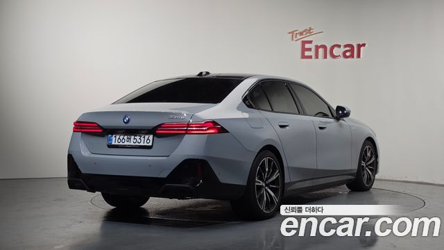 BMW 5-Series из Кореи Encar