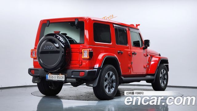 Jeep Wrangler 2.0 Overland 4Door — пробег 83 891 км — фото 2 из 5