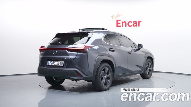Lexus UX из Кореи Encar