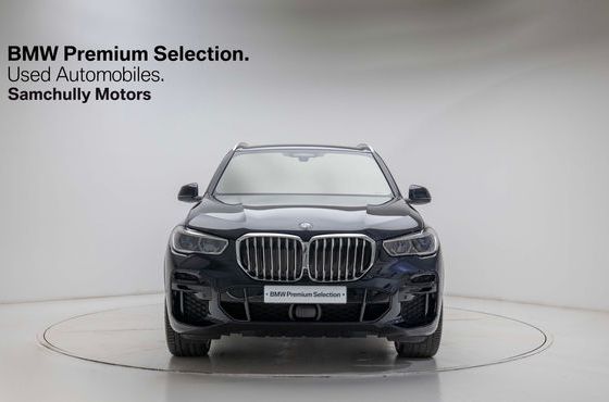BMW X5 xDrive 40i M Sport — пробег 68 600 км — фото 1 из 5