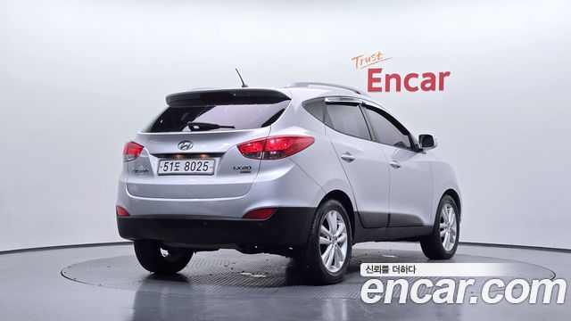 Hyundai Tucson Diesel 2WD LX20 Smart-Pack — пробег 180 859 км — фото 2 из 5