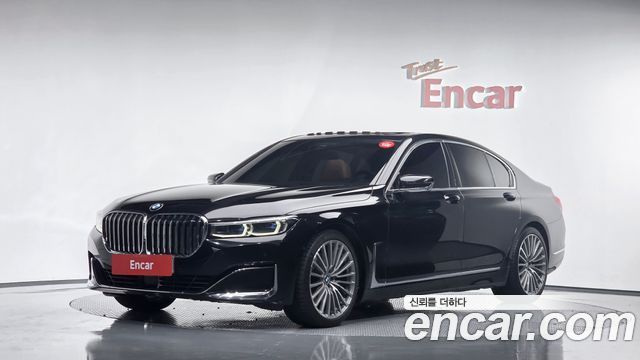 BMW 7-Series 730d xDrive Design Pure Excellence — пробег 145 477 км — фото 1 из 5